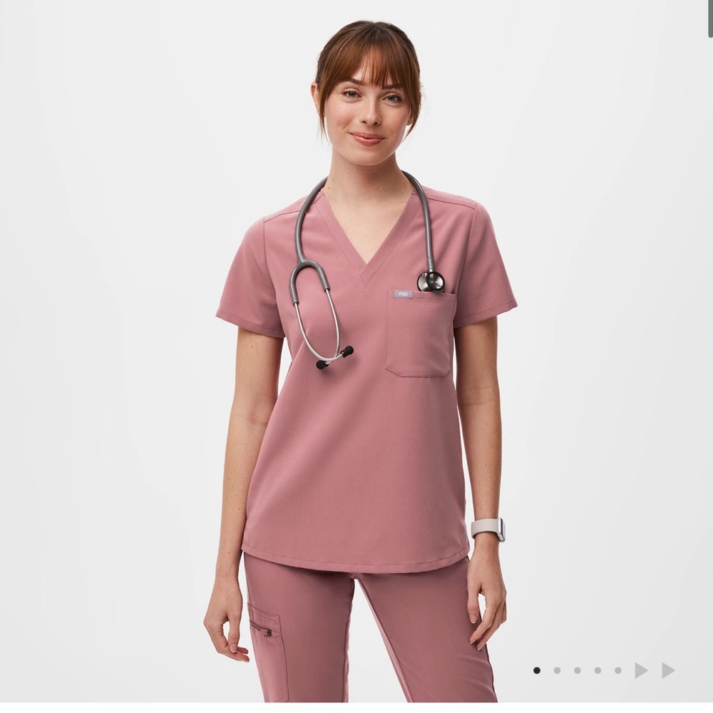 Figs Women's Mauve Short Sleeve Scrub Top